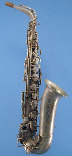 s/n 795x Silver Alto from www.usahorn.com