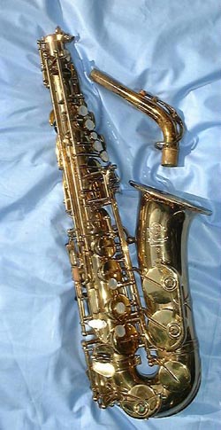 Selmer Model 26 Eb Alto Saxophone - Virtuosity