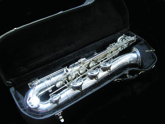 Photo 35 - MINT Condition Silver Plated Selmer Mark VI Bari Sax w/ Low A - SN 177100