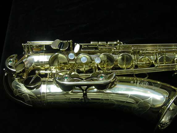 Photo 2 - NEAR MINT All Original Selmer Mark VII Tenor Sax - SN 262909