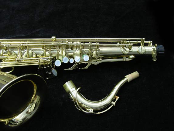 Photo 3 - NEAR MINT All Original Selmer Mark VII Tenor Sax - SN 262909