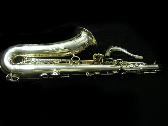 Photo 4 - NEAR MINT All Original Selmer Mark VII Tenor Sax - SN 262909