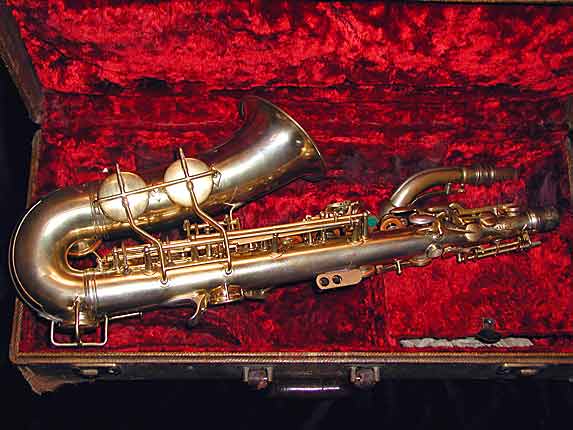 Photo 4 - Extrememly RARE Original Gold Plated Conn "Conqueror" 26M-SN 269930