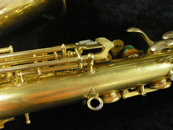 Photo 17 - Vintage CG Conn Chu Berry Portrait Model Alto Sax in Gold Plate - SN 164896