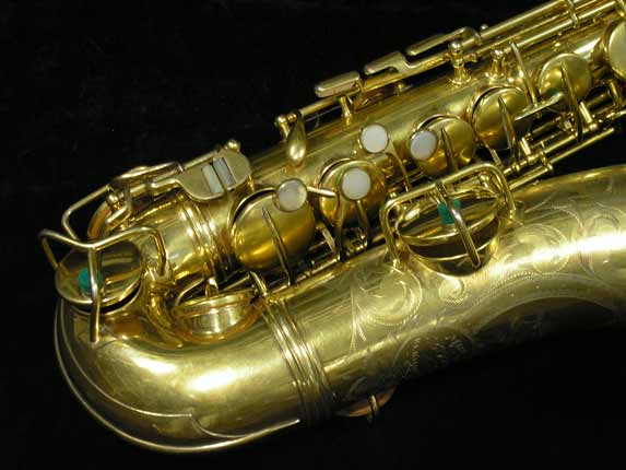 Photo 2 - Vintage CG Conn Chu Berry Portrait Model Alto Sax in Gold Plate - SN 164896