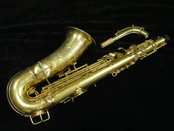 Photo 4 - Vintage CG Conn Chu Berry Portrait Model Alto Sax in Gold Plate - SN 164896