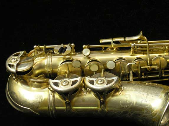 Photo 2 - Vintage Gold Plated SML Paris Alto Saxophone - SN 10145