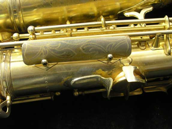 Photo 21 - Vintage Gold Plated SML Paris Alto Saxophone - SN 10145
