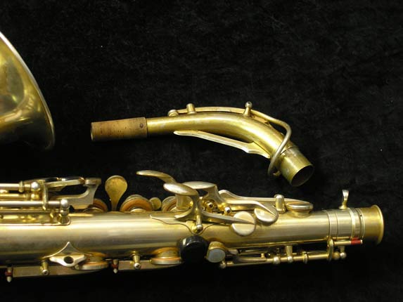 Photo 6 - Vintage Gold Plated SML Paris Alto Saxophone - SN 10145