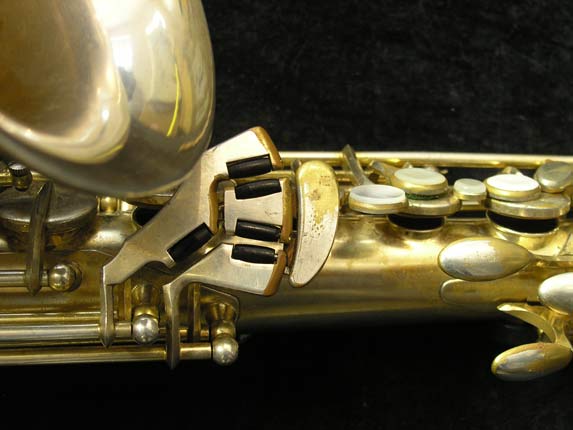 Photo 8 - Vintage Gold Plated SML Paris Alto Saxophone - SN 10145